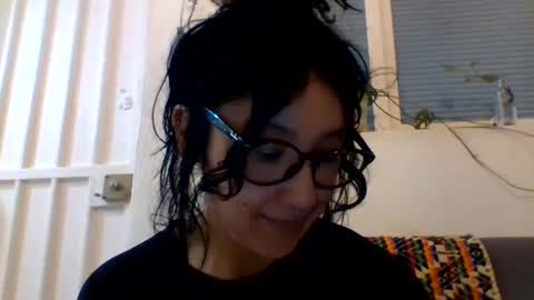 _tutti_frutti_ online show from 12.17.24