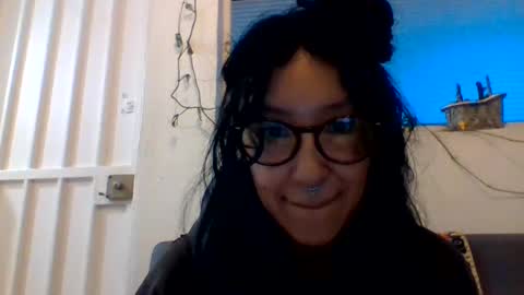 _tutti_frutti_ online show from 12.24.24
