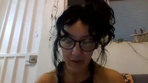 _tutti_frutti_ online show from 12.27.24