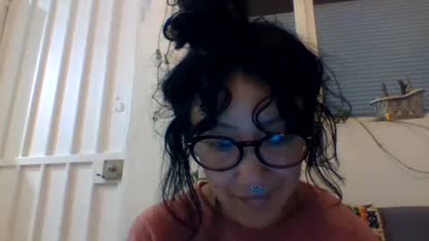_tutti_frutti_ online show from 12.31.24