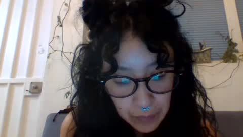 _tutti_frutti_ online show from 01.04.25