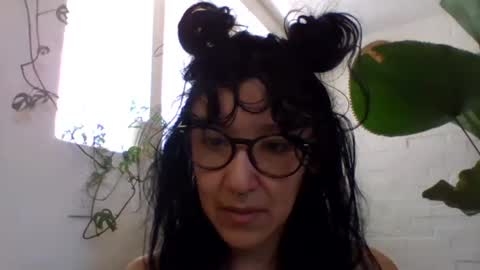 _tutti_frutti_ online show from 02.04.25