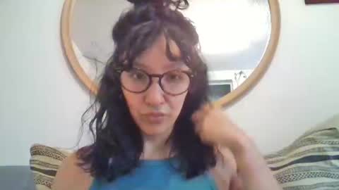 Snapshot of _tutti_frutti_ chatting on 10.13.25 _tutti_frutti_ online show from 10.13.25