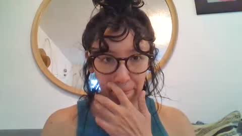 Snapshot of _tutti_frutti_ chatting on 10.13.25 _tutti_frutti_ online show from 10.13.25