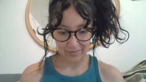 Snapshot of _tutti_frutti_ chatting on 11.04.25 _tutti_frutti_ online show from 11.04.25