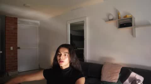 Anastasia Vahos online show from 10.05.25