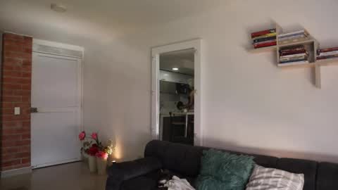 Anastasia Vahos online show from 11.25.25