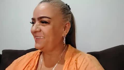 Valerie online show from 11.11.25