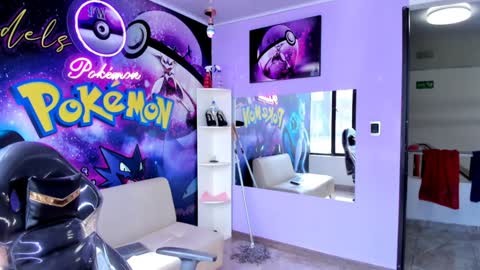 Snapshot of _valeryboobs_ chatting on 01.28.25 _valeryboobs_ online show from 01.28.25