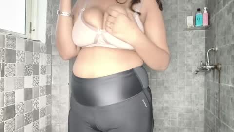 _vanshika_0 online show from 11.01.25