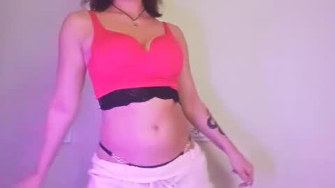 Mia online show from 09.20.25