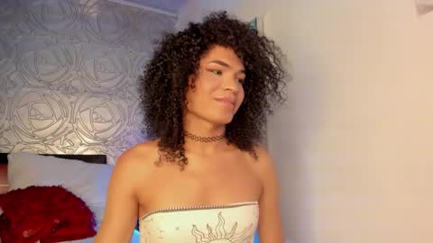 Snapshot of _vennuss_ chatting on 10.06.25 Venus online show from 10.06.25