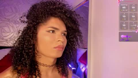 Snapshot of _vennuss_ chatting on 10.10.25 Venus online show from 10.10.25