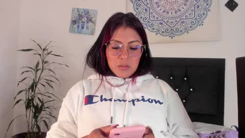 Snapshot of _veronicadeleon_ chatting on 01.14.25 Veronica online show from 01.14.25