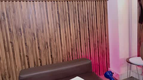 Snapshot of _veronicadeleon_ chatting on 11.06.25 Veronica online show from 11.06.25