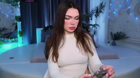 Vickie online show from 12.19.24