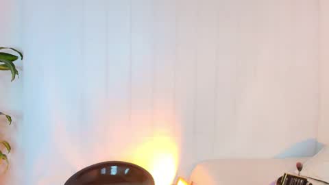 Victoria Fox online show from 02.08.26