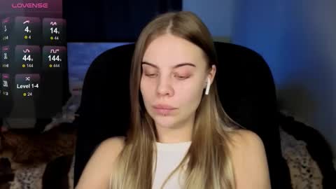 Snapshot of _wednesday_addams_ chatting on 10.16.25 Vera online show from 10.16.25