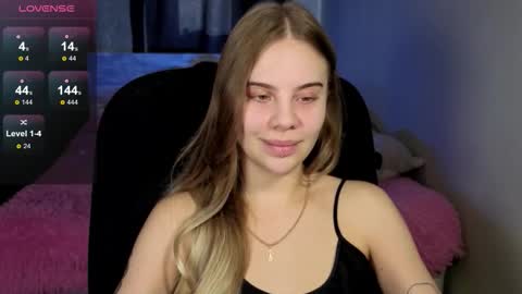 Snapshot of _wednesday_addams_ chatting on 10.24.25 Vera online show from 10.24.25