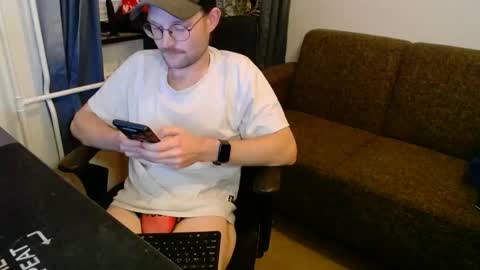 _whoisthatguy_ online show from 11.06.25