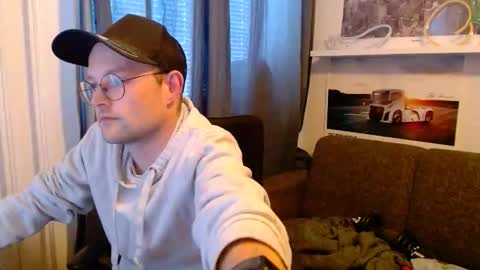 _whoisthatguy_ online show from 05.12.26