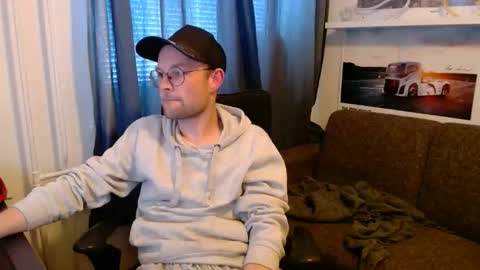 _whoisthatguy_ online show from 05.15.26