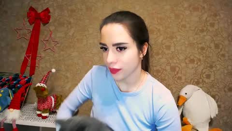 Snapshot of _your_fantasy_girl chatting on 12.28.24 Alisa online show from 12.28.24