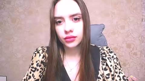 Snapshot of _your_fantasy_girl chatting on 07.19.26 Alisa online show from 07.19.26