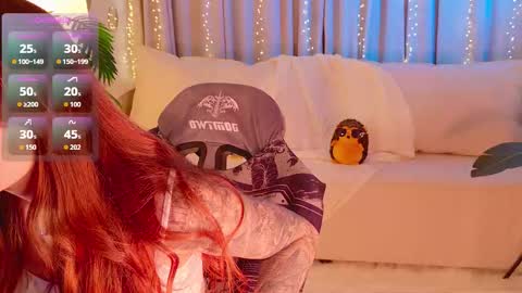 Snapshot of _your_heart_ chatting on 11.14.25 Ani online show from 11.14.25