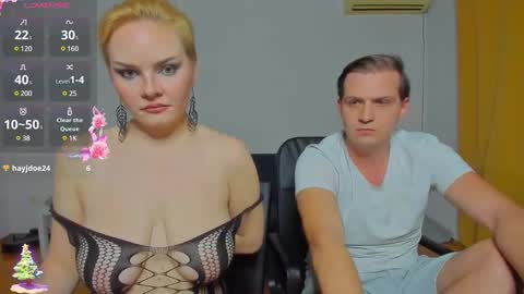 Snapshot of _yourpleasure_ chatting on 01.10.25 Candice and Mark online show from 01.10.25