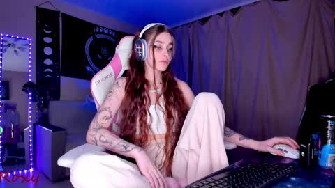 Roxy online show from 02.25.25