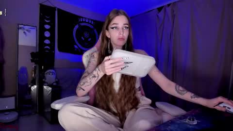 Roxy online show from 09.08.25