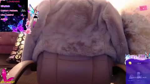 Snapshot of _yuyi chatting on 06.19.26 Yuyi online show from 06.19.26