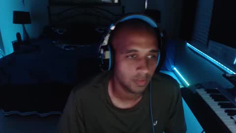 Snapshot of a4orce chatting on 10.04.25 a4orce online show from 10.04.25