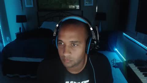 Snapshot of a4orce chatting on 11.13.25 a4orce online show from 11.13.25