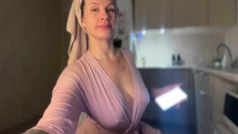 Snapshot of a__enigma chatting on 11.09.25 online show from 11.09.25