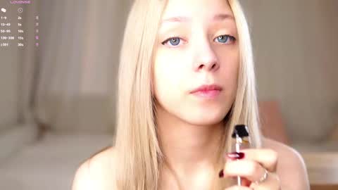 Snapshot of a__mother_of_dragons chatting on 02.25.26 Luna online show from 02.25.26