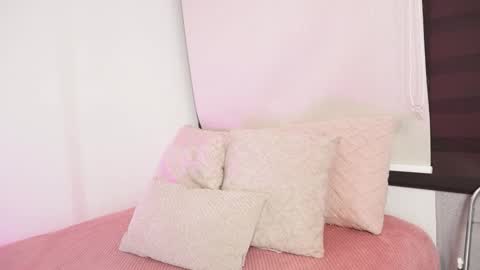 Alexandra  online show from 10.29.25