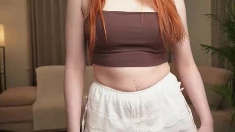 Snapshot of a_foxy chatting on 12.17.25 Alice online show from 12.17.25