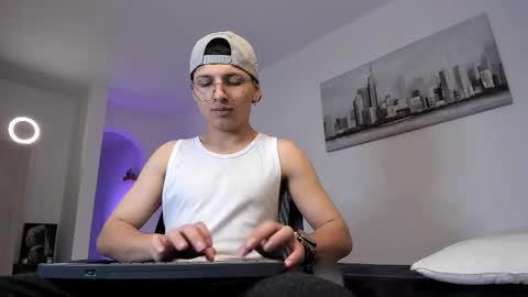 alejo online show from 03.10.25