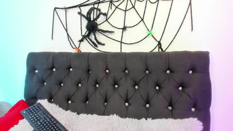 Snapshot of a_sexy_couple__ chatting on 10.16.25 A Sexy Couple online show from 10.16.25