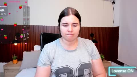 Snapshot of aabby_lee chatting on 10.12.25 Abby Lee online show from 10.12.25