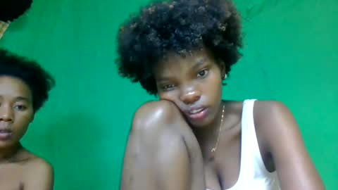 Snapshot of aadienne chatting on 05.24.26 aadienne online show from 05.24.26