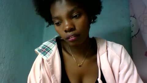 Snapshot of aadienne chatting on 06.06.26 aadienne online show from 06.06.26