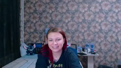 Snapshot of aalicebubble chatting on 04.30.26 Alice online show from 04.30.26