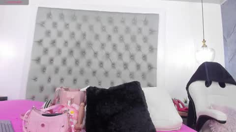  Aaliyah  online show from 09.29.25