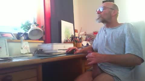 Snapshot of aamigo68 chatting on 11.19.25 Amigo68 online show from 11.19.25