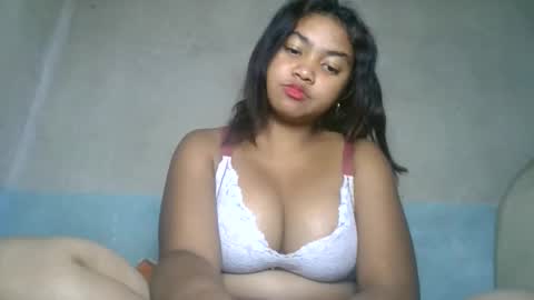 aariciah online show from 04.13.26