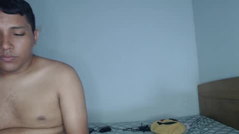 Snapshot of aaron_and_ann chatting on 02.15.25 Aaron y Ann online show from 02.15.25