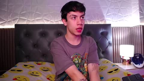 Aaron online show from 12.03.24